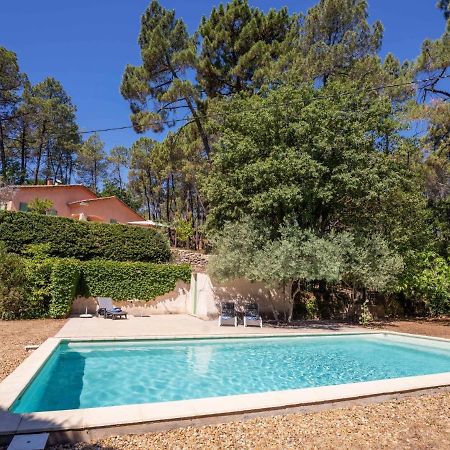 Holiday Home Les Ecureuils Saint-Pantaléon Extérieur photo