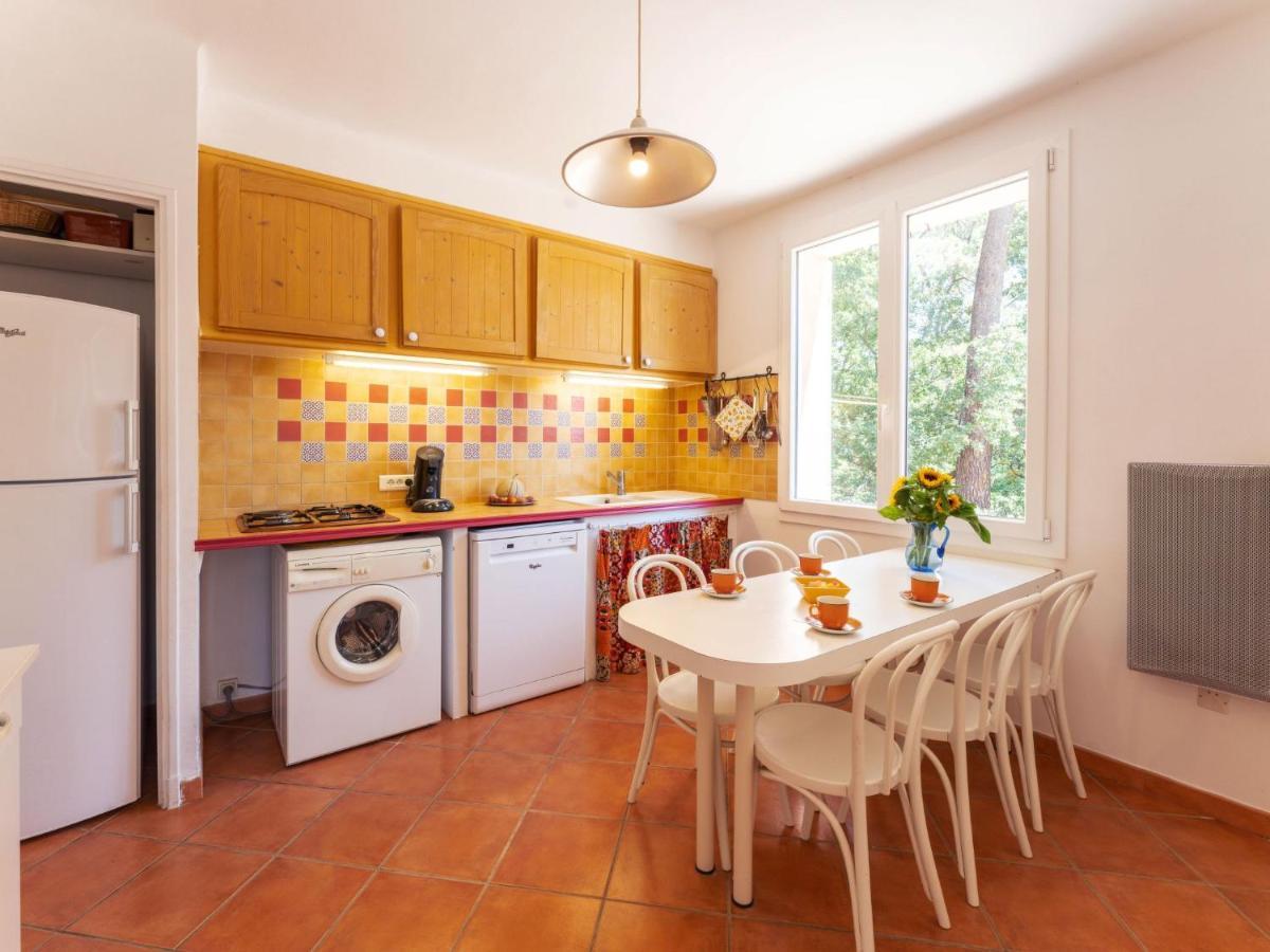 Holiday Home Les Ecureuils Saint-Pantaléon Extérieur photo